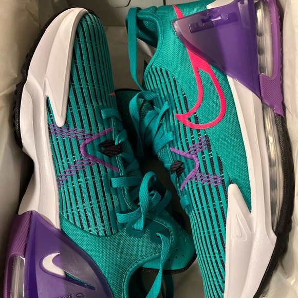 Meet your Posher, Danny - Picture 2 of 2